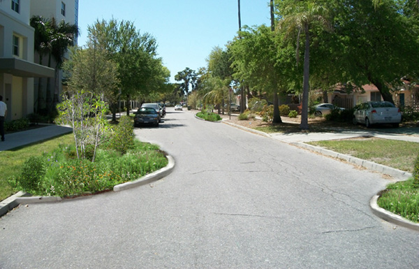Simulation of stormwater curb extensions